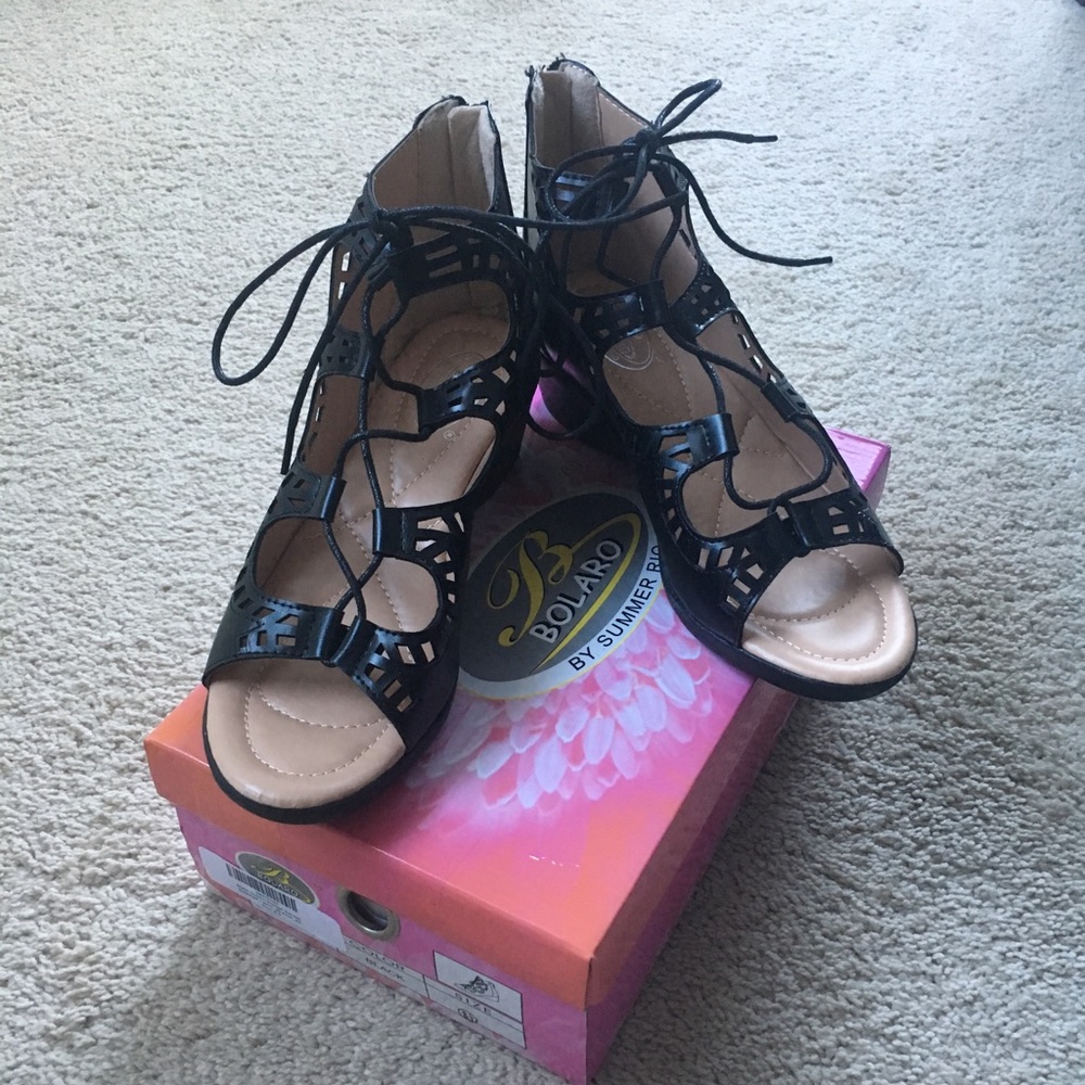 Black Strappy Wedges Sandal Women’s 8.5